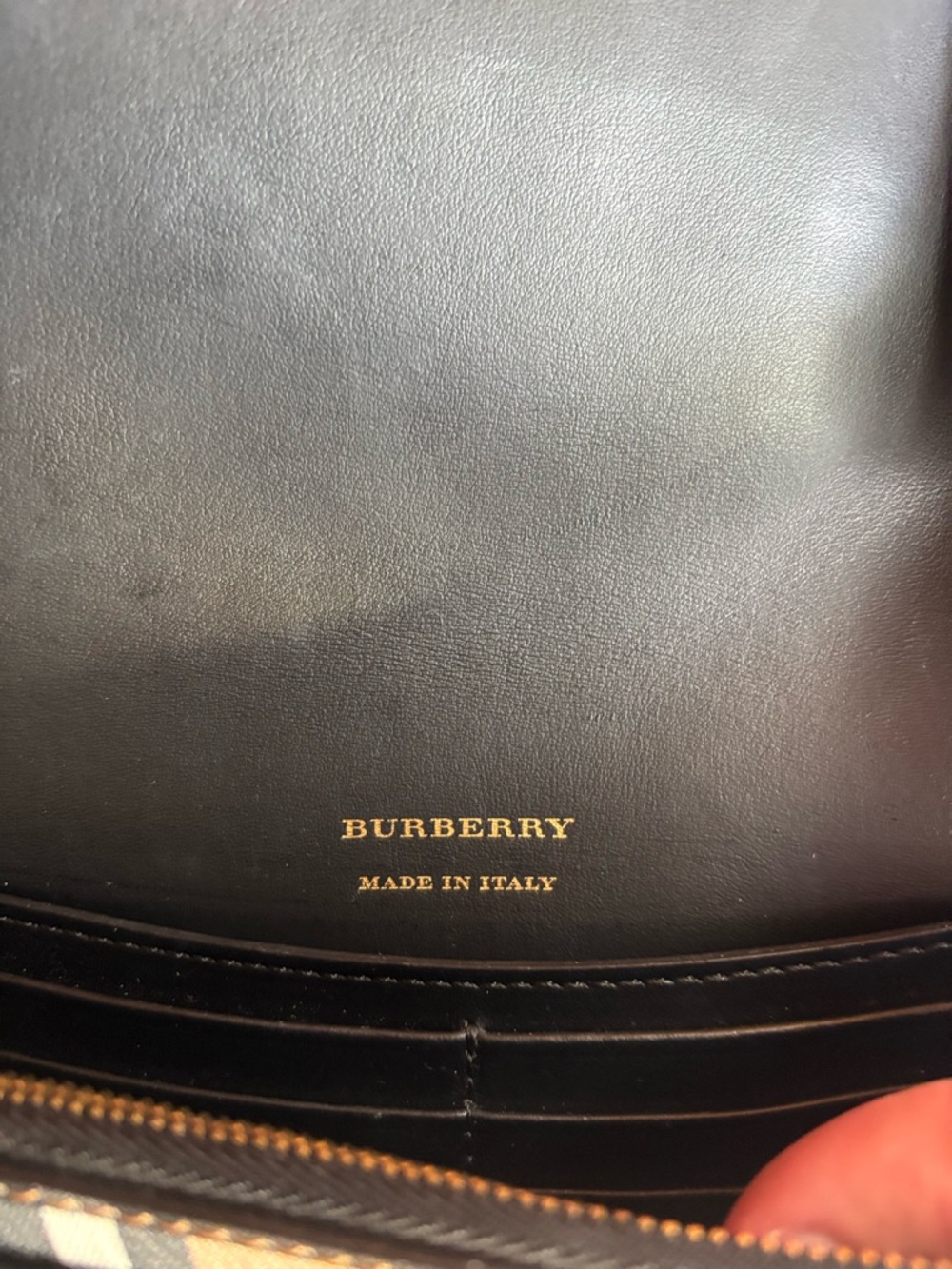 Burberry Hampshire Check Crossbody Bag - Picture 5 of 16
